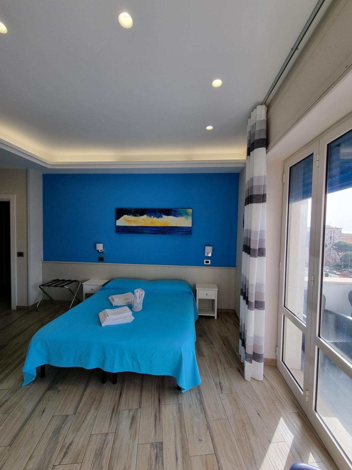 Oltre Il Mare Guest House Gaeta Dış mekan fotoğraf