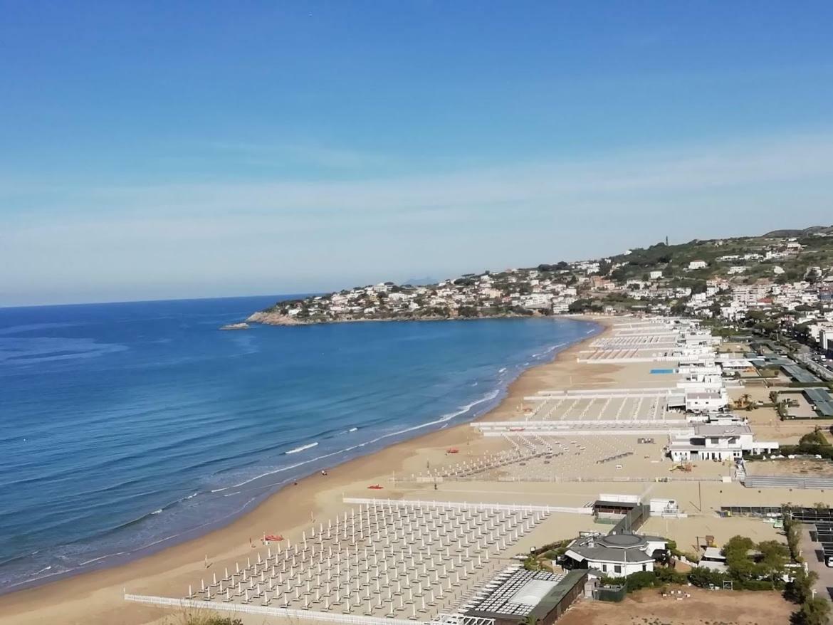 Oltre Il Mare Guest House Gaeta Dış mekan fotoğraf