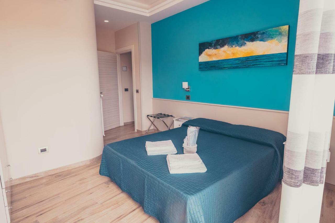 Oltre Il Mare Guest House Gaeta Dış mekan fotoğraf