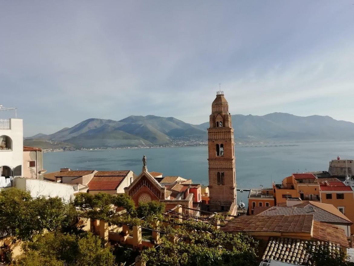 Oltre Il Mare Guest House Gaeta Dış mekan fotoğraf
